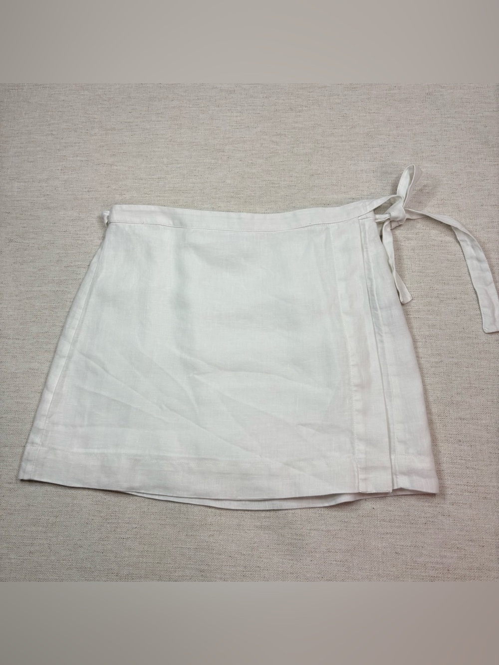 J. Crew women size 2 White Linen Mini Wrap Skirt